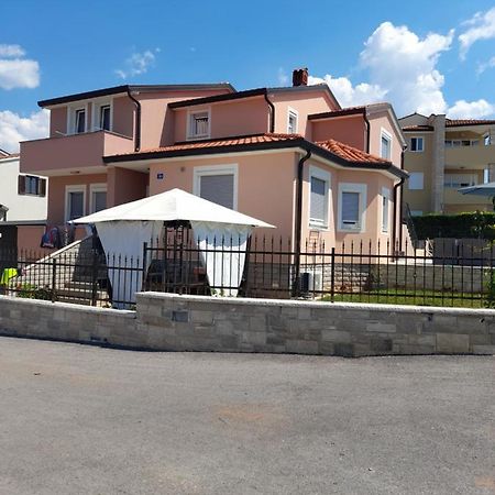 בוג'ה Studio Apartman Dezire מראה חיצוני תמונה